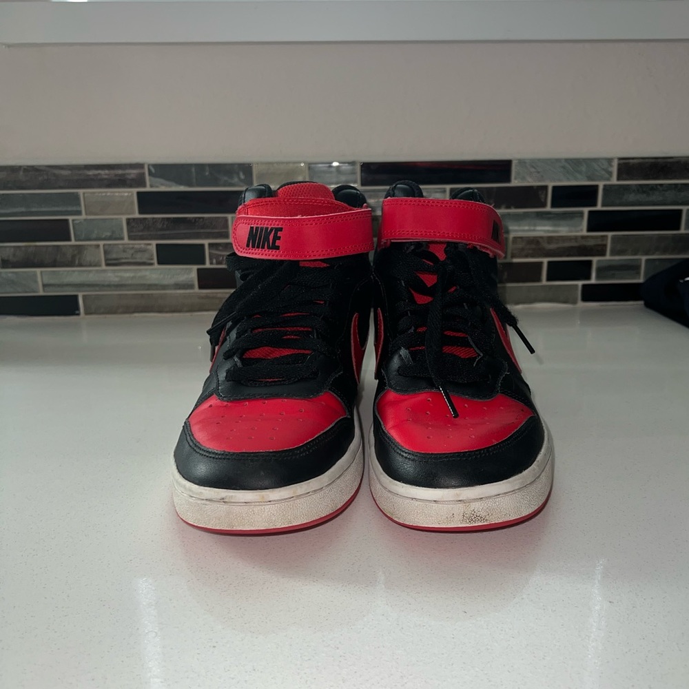 Nike Court Royale 2 Mid
